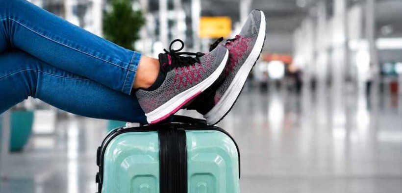 How to Prevent Common Foot Problems While Traveling